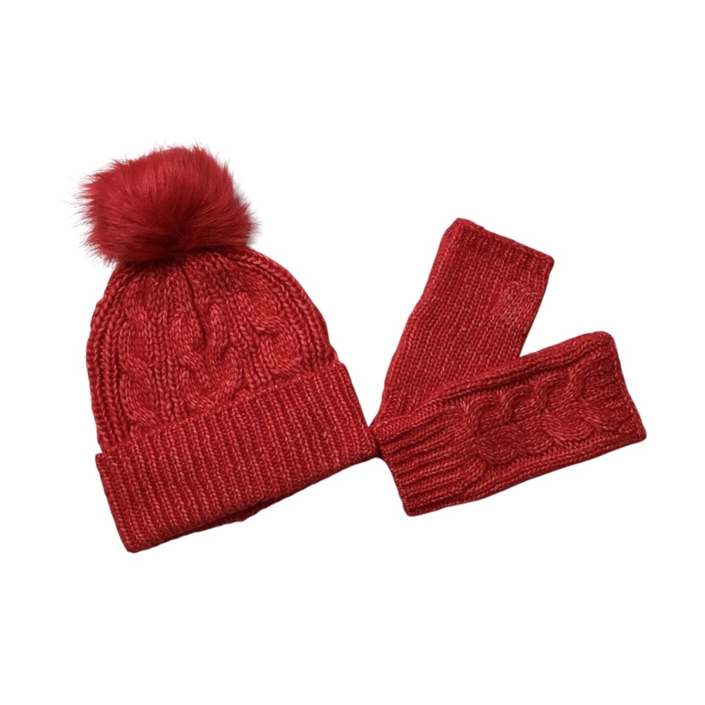 Cable Knit Beanie and Glove Set